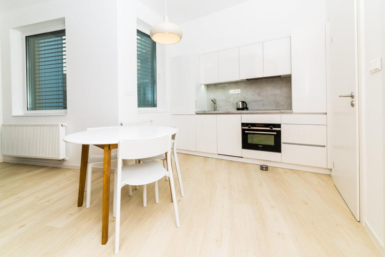 City Castle Apartments Free Parking Bratislava Luaran gambar