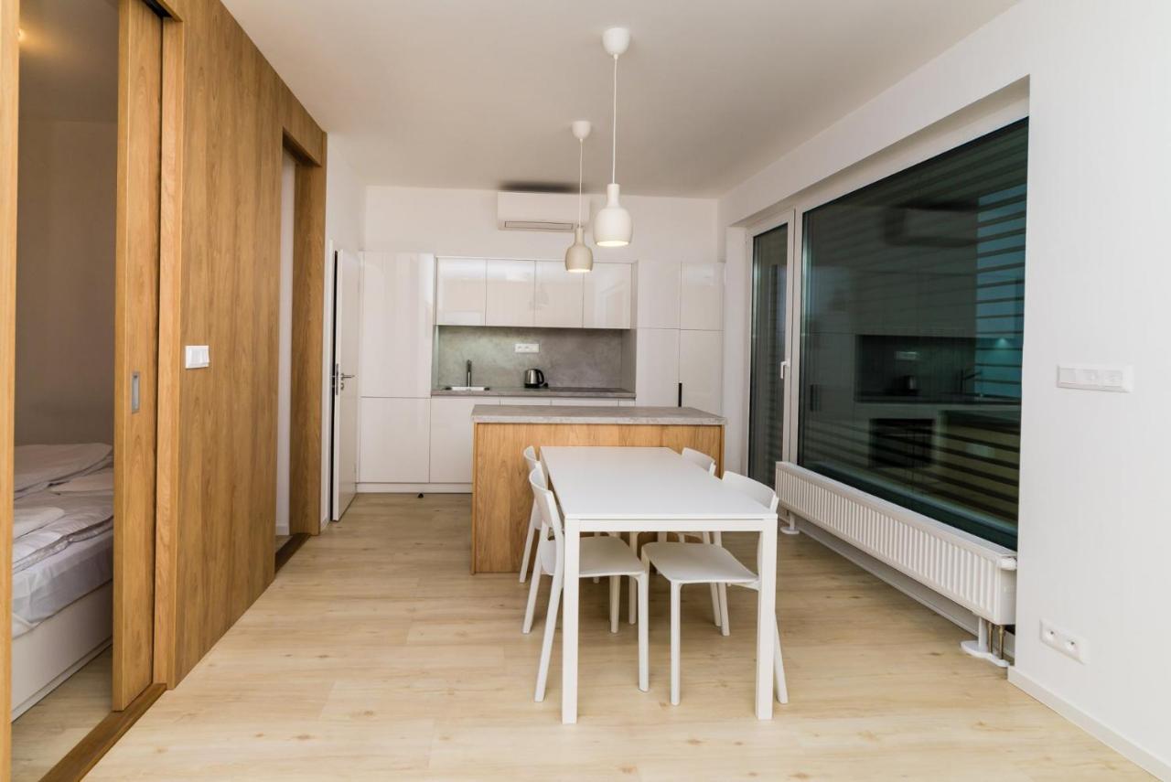City Castle Apartments Free Parking Bratislava Luaran gambar