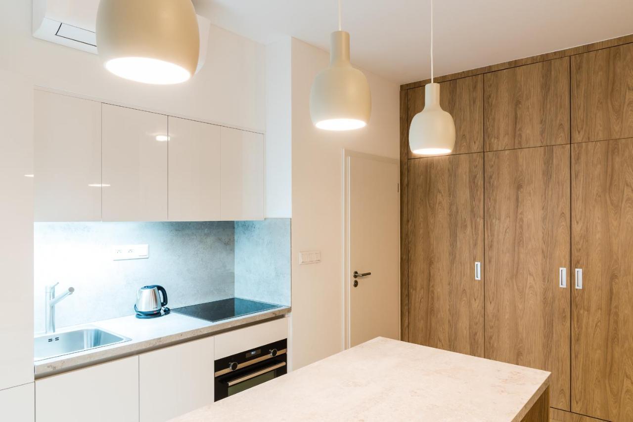 City Castle Apartments Free Parking Bratislava Luaran gambar