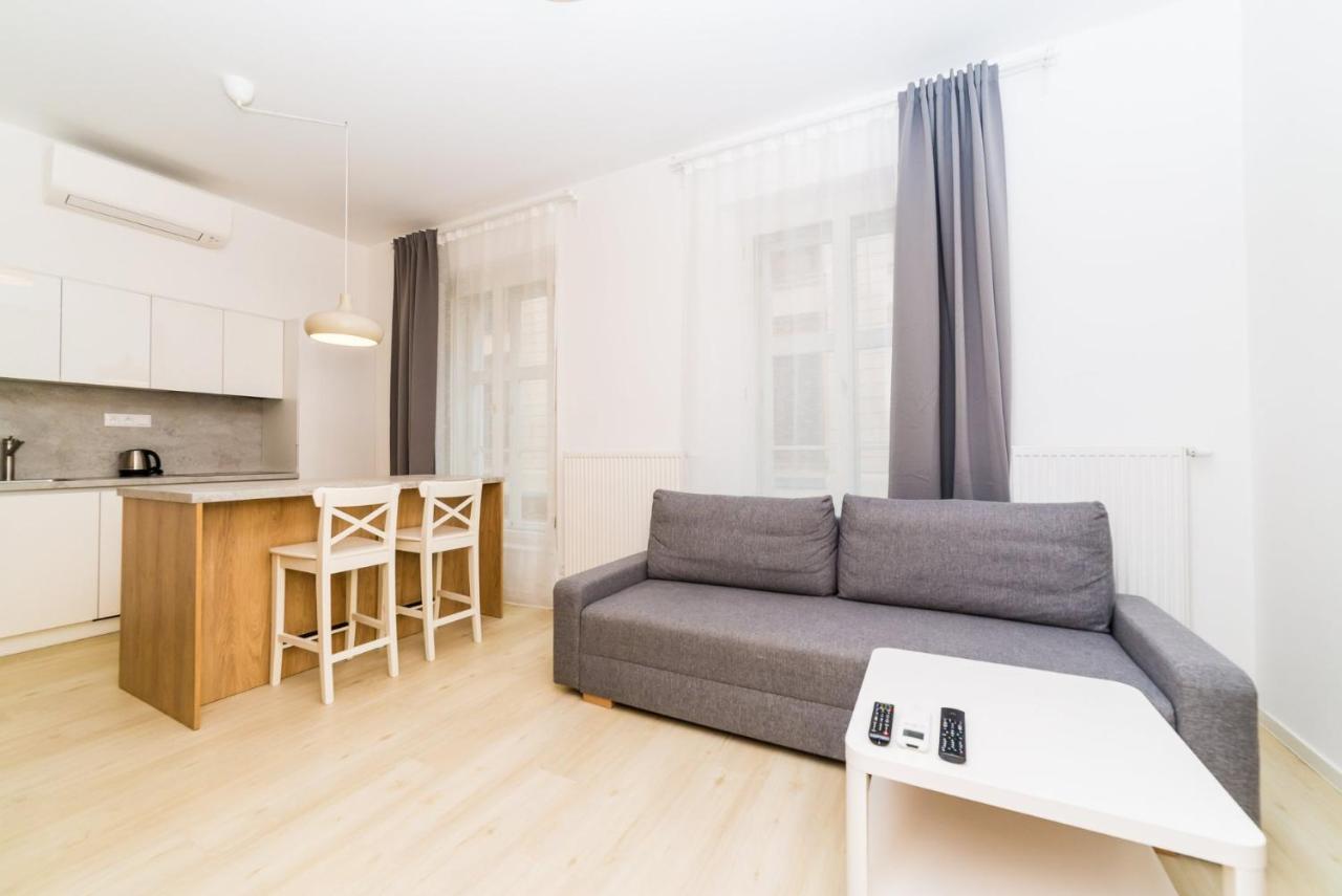 City Castle Apartments Free Parking Bratislava Luaran gambar