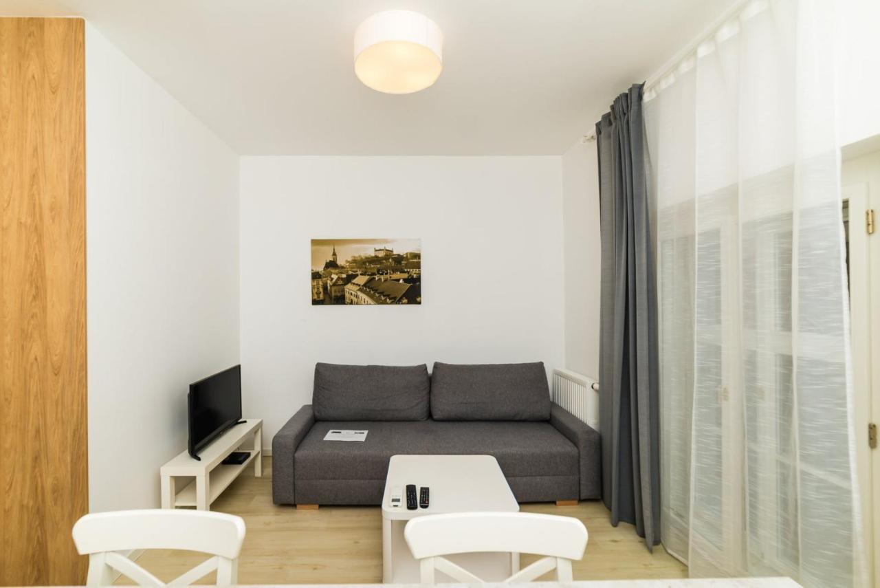 City Castle Apartments Free Parking Bratislava Luaran gambar