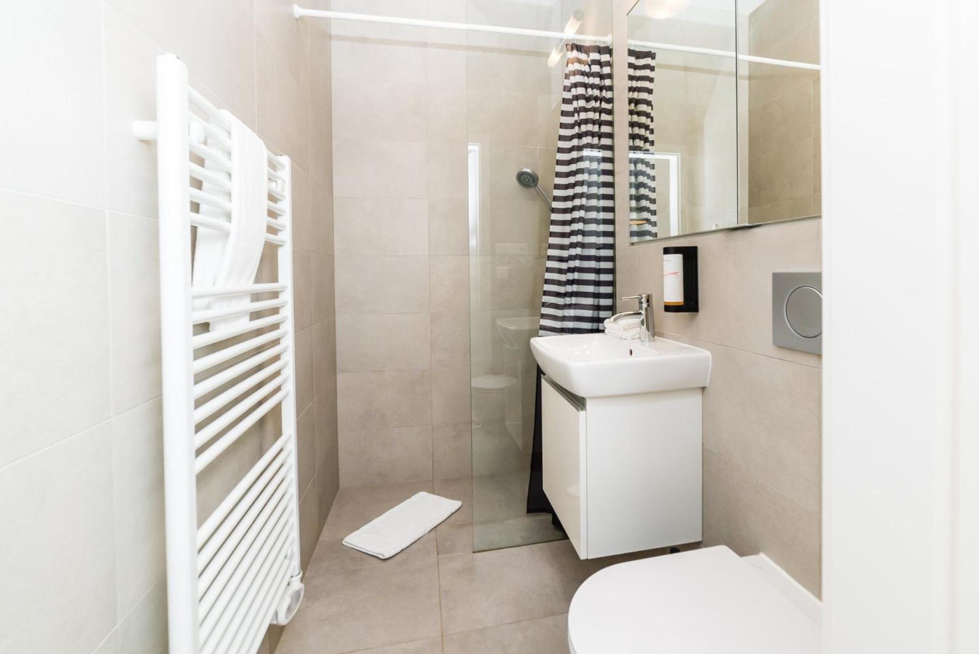 City Castle Apartments Free Parking Bratislava Bilik gambar